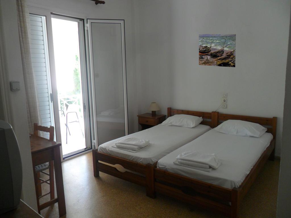 Araliki Apartments & Studios Loutra Edipsou  Zimmer foto