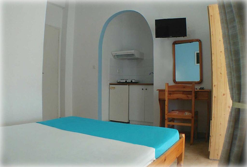 Araliki Apartments & Studios Loutra Edipsou  Exterior foto